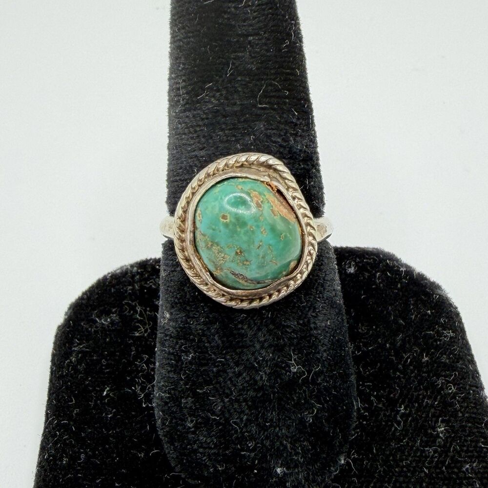925 Sterling Silver Turquoise Oval Cabochon Rope Ring Size 7.5 4.1g